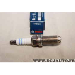 Lot 4 bougies allumage Bosch FGR6NQEO 0242240635 pour volvo S40 C30 C70 V50 
