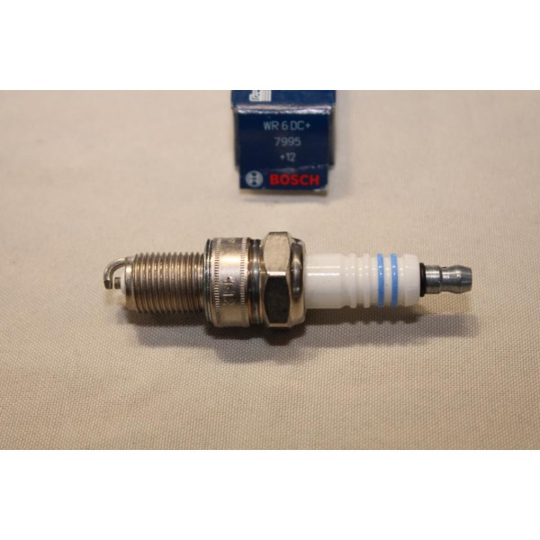 Lot 4 bougies allumage Bosch WR6DC+ 7995 0242240592 pour alfa romeo 33 145 146 155 156 159 166 GTV spider aston martin DB7 audi