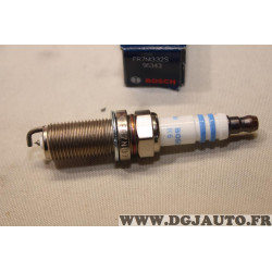 Lot 4 bougies allumage Bosch FR7NII332S 96343 0242236577 pour citroen evasion jumpy berlingo 1 xsara dont picasso C1 C2 C3 C4 C5