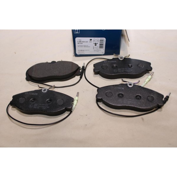 Jeu 4 plaquettes de frein avant montage lucas Bosch BP103 0986424223 pour citroen ZX xsara peugeot 306 406 607 