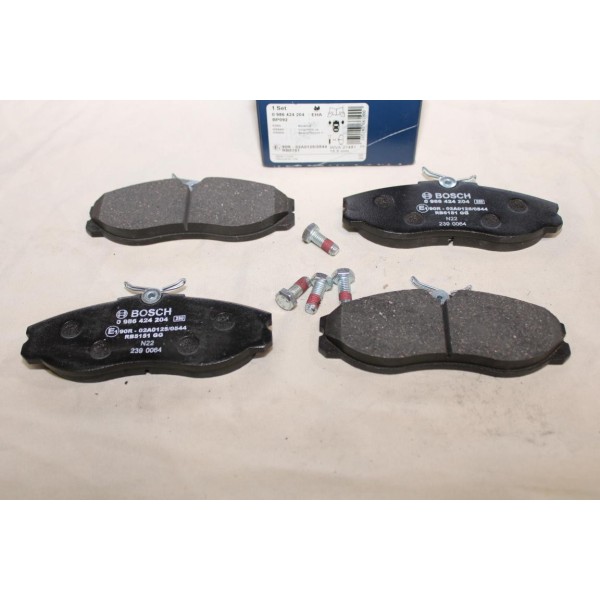 Jeu 4 plaquettes de frein avant montage lucas Bosch BP092 0986424204 pour ford maverick nissan terrano R20 serena C23 vanette HC