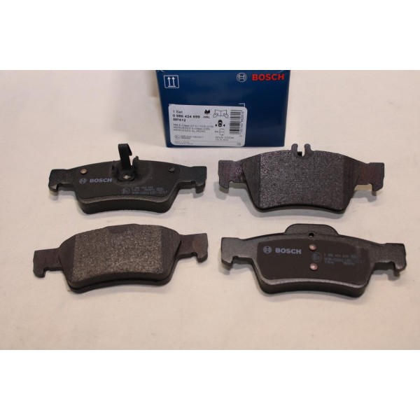 Jeu 4 plaquettes de frein arriere montage teves Bosch BP412 0986424699 pour mercedes classe E S SL CLS W211 W212 W220 W221 R230 