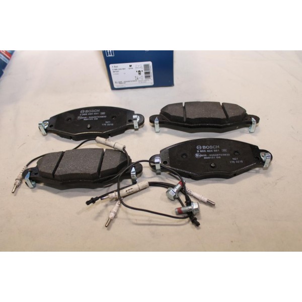 Jeu 4 plaquettes de frein avant montage bendix Bosch BP327 0986424581 pour citroen C5 