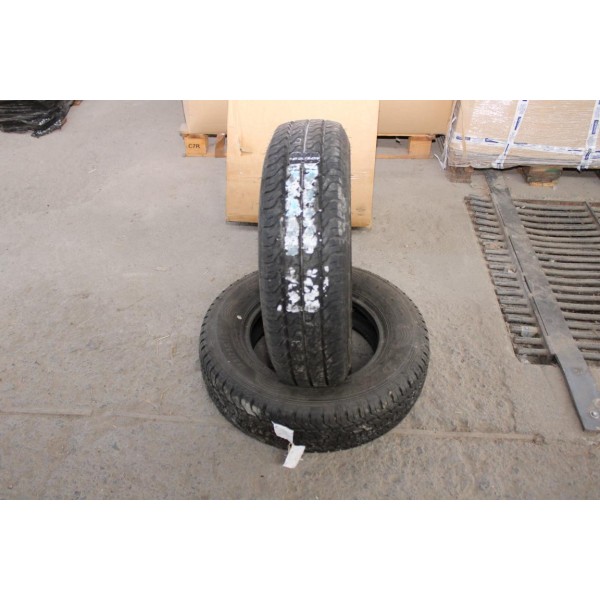 Lot 2 pneus NEUF Dunlop Econodrive 185/75/14 C 185 75 14 C 102/100R DOT4018 DOT2818 