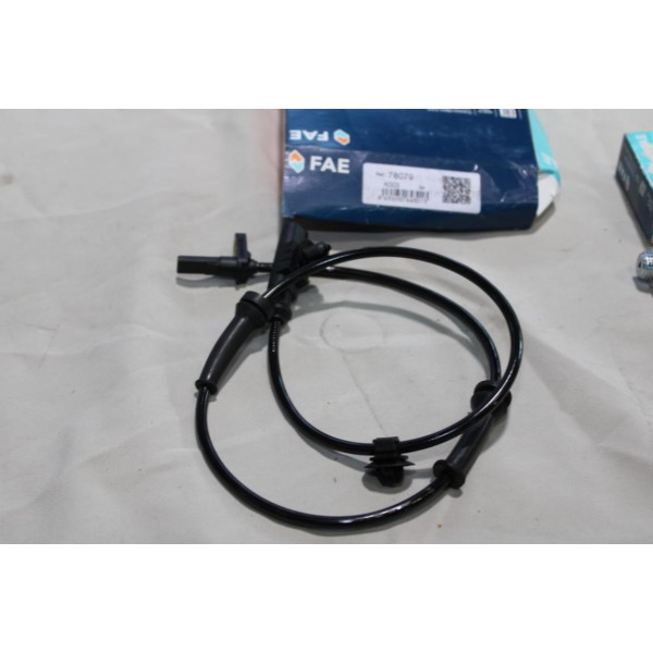 Capteur ABS vitesse de roue avant FAE 78079 pour citroen C1 peugeot 107 toyota aygo 