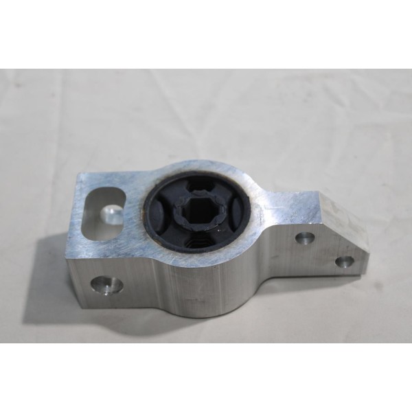 Silent bloc bras triangle de suspension avant Moog VO-SB-5010 pour audi Q3 seat alhambra 2 II volkswagen sharan 2 II passat B6 B