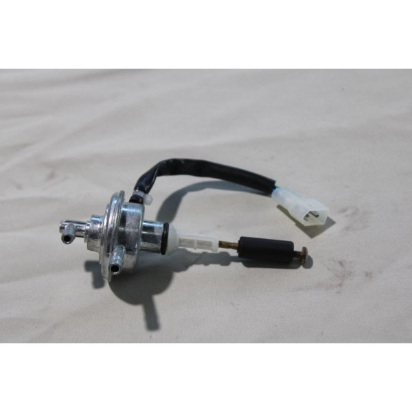 Robinet essence à depression TNT 97L152 3662775148171 pour scooter peugeot ludix 10 blaster 