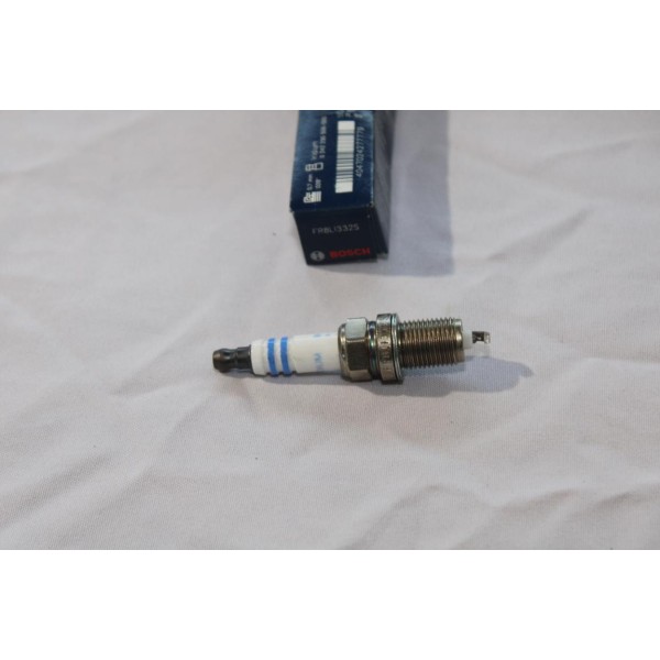 Lot 7 bougies allumage iridium Bosch FR8LI332S 0242230506 pour jeep grand cherokee mitsubishi pajero galant space wagon runner c
