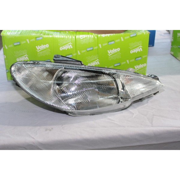 Phare projecteur avant droit Valeo 087274 pour peugeot 206 