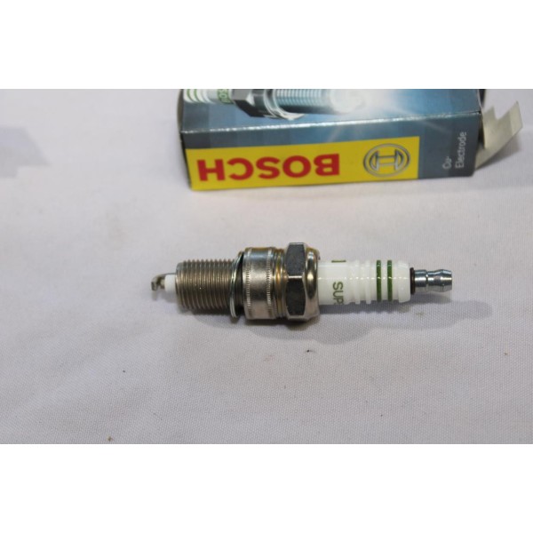 Lot 2 bougies allumage Bosch WR9LE 0242225610 pour BMW serie 3 5 6 7 E23 E24 E28 E30 bertone freeclimber 