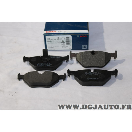 Jeu 4 plaquettes de frein arriere montage teves Bosch BP228 0986494009 pour BMW serie 5 E39 