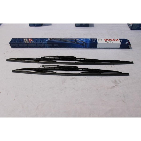 Jeu 2 balais essuie glace twin avec gicleur 650mm + 550mm Bosch 725 3397001725 pour mercedes vito W638 