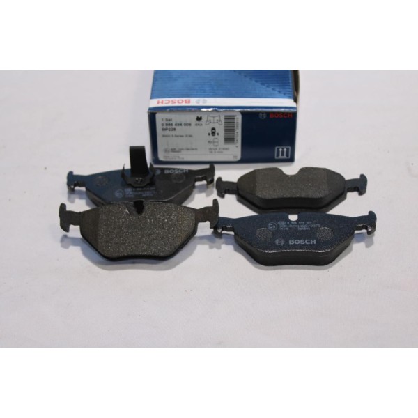 Lot 4 plaquettes de frein arriere montage teves Bosch BP228 0986494009 pour BMW serie 5 E39 