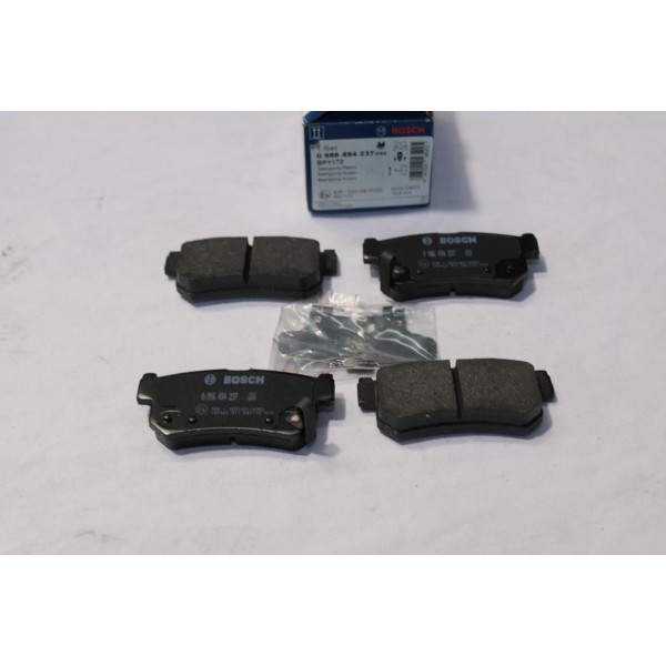 Jeu 4 plaquettes de frein arriere montage akebono Bosch BP1172 0986494237 pour ssangyong korando rexton kyron actyon 