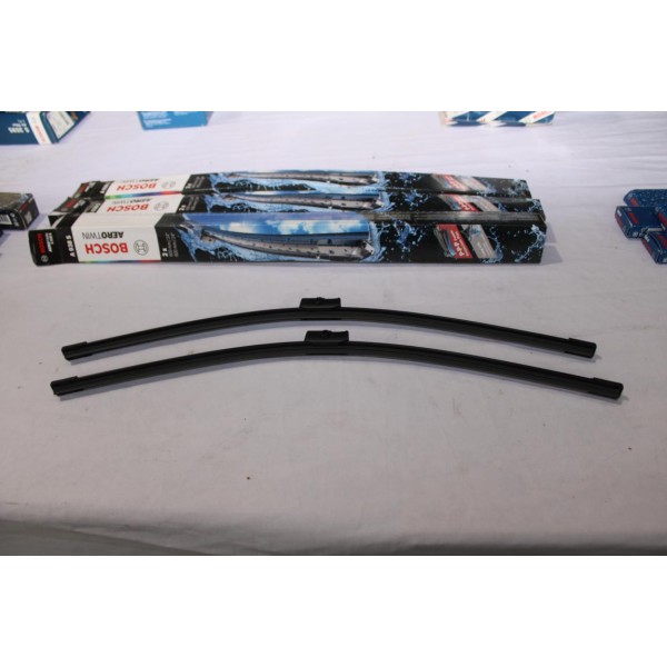 Jeu 2 balais essuie glace 600mm + 600mm souple aerotwin Bosch A938S 3397118938 pour mercedes classe C E CLS W204 W212 C218 