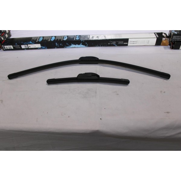 Jeu 2 balais essuie glace souple aerotwin 650MM + 300MM Bosch AR128S 3397014128 pour mitsubishi colt 6 VI Z30 RG nissan note E12