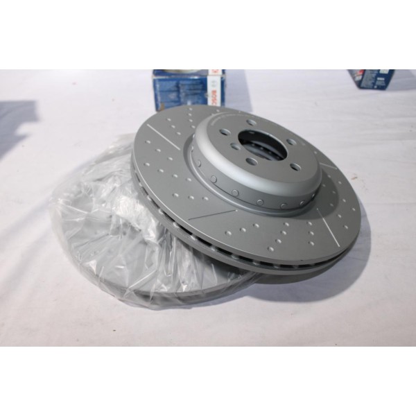 Jeu 2 disques de frein avant ventilé 370mm diametre Bosch BD2674 0986479E10 pour BMW serie 1 2 3 4 F20 F21 F22 F23 F30 F31 F32 