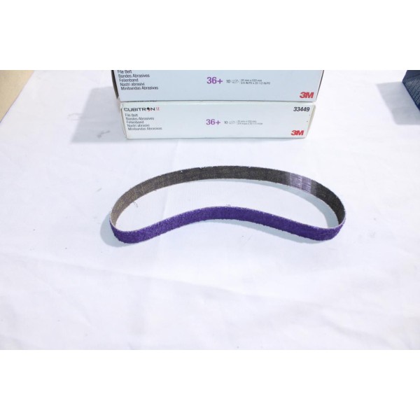 Boite 10 bandes de poncage 20x520mm 36+ cubitron II 3M 33449 