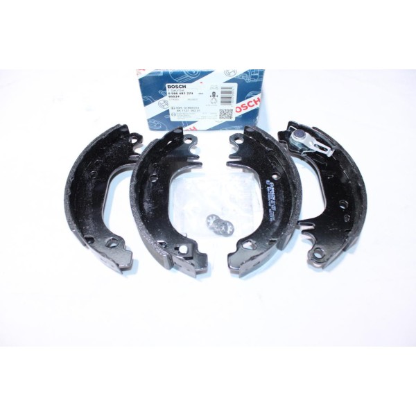 Jeu 4 machoires de frein arriere 180x32mm montage bendix Bosch 0986487274 BS524 pour citroen AX saxo peugeot 106 205 306 309 
