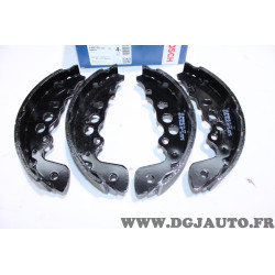 Jeu 4 machoires de frein arriere 220x42mm montage sumitomo Bosch 0986487616 BS854 pour suzuki vitara grand vitara 