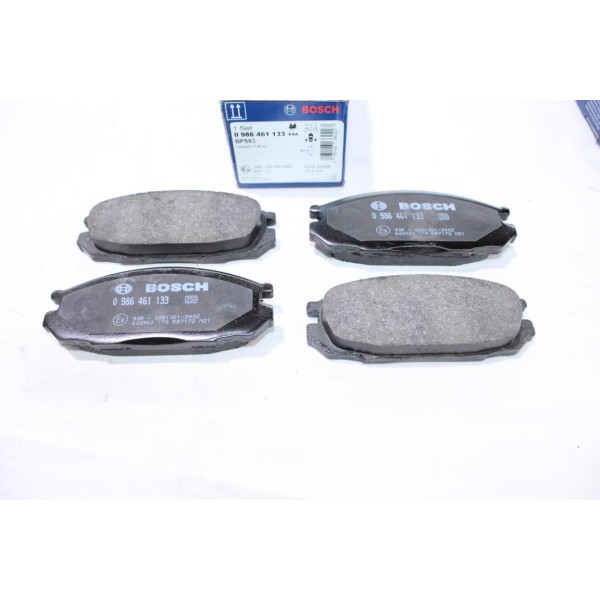 Jeu 4 plaquettes de frein arriere montage sumitomo Bosch BP583 0986461133 pour nissan patrol Y60 K260 
