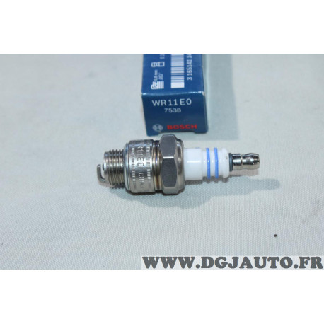 Bougie allumage tronconneuse debroussailleuse tondeuse Bosch WR11E0 7538 0242215502 pour honda kubota massey ferguson 