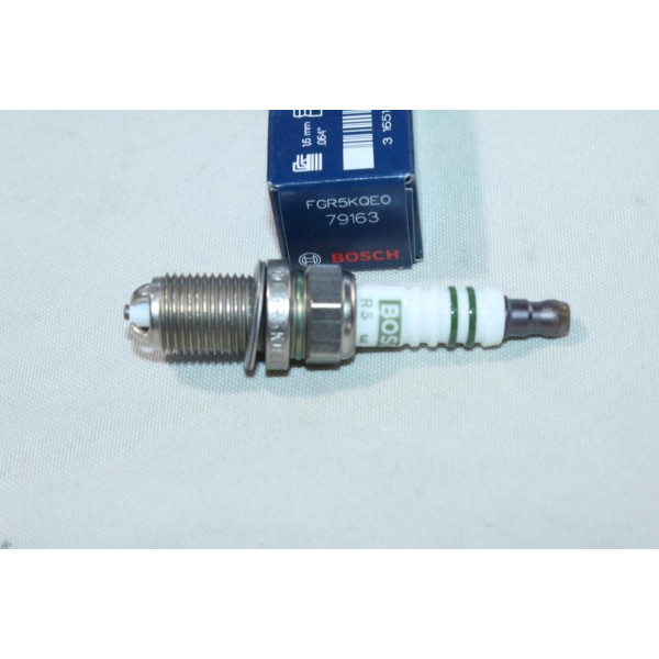 Lot 9 bougies allumage 1.6mm Bosch FGR5KRQE0 0242245559 pour porsche cayenne 4.5 turbo 911 3.6 3.8 carrera boxter 2.7 3.2 3.4 