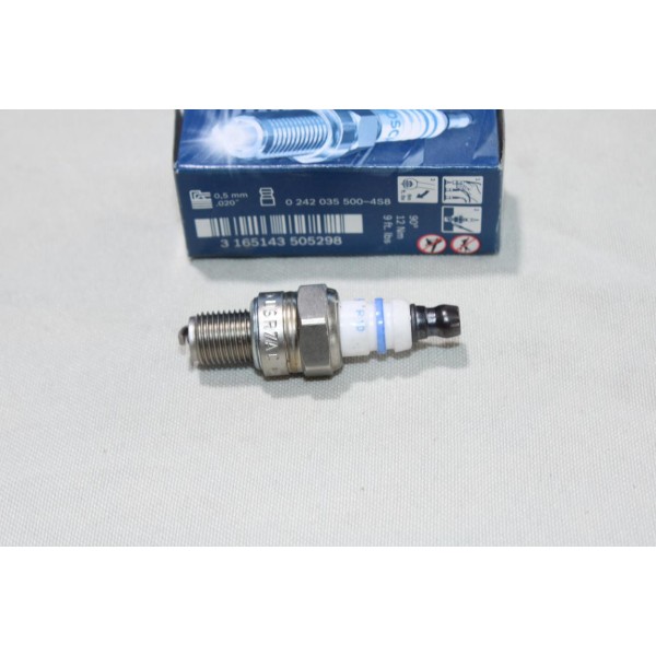 Bougie allumage tronconneuse debroussailleuse tondeuse Bosch USR7AC 79094 0242035500 moteur husqvarna honda 