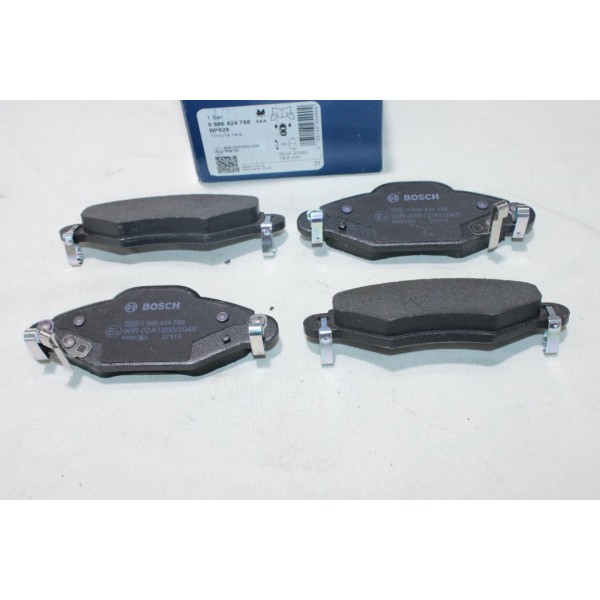 Jeu 4 plaquettes de frein avant montage bendix Bosch BP929 0986424788 pour toyota yaris P1 