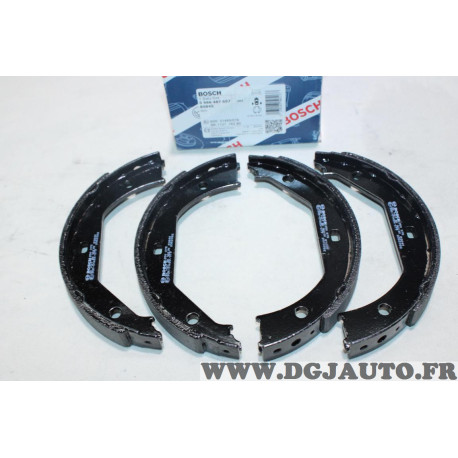 Jeu 4 machoires de frein arriere 185x20mm montage teves Bosch BS845 0986487607 pour BMW serie 1 3 5 E39 E46 E81 E82 E84 E87 E88 