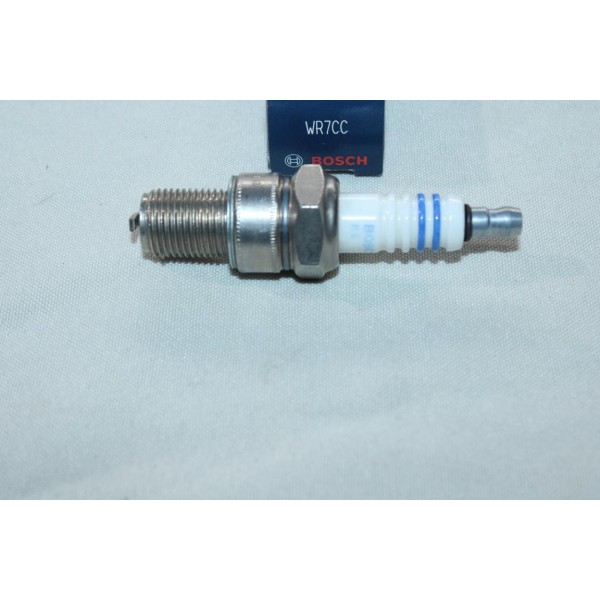 1 Bougie allumage Bosch 0242235532 WR7CC pour honda accord porsche 914 talbot simca 1000 volkswagen transporter T3 