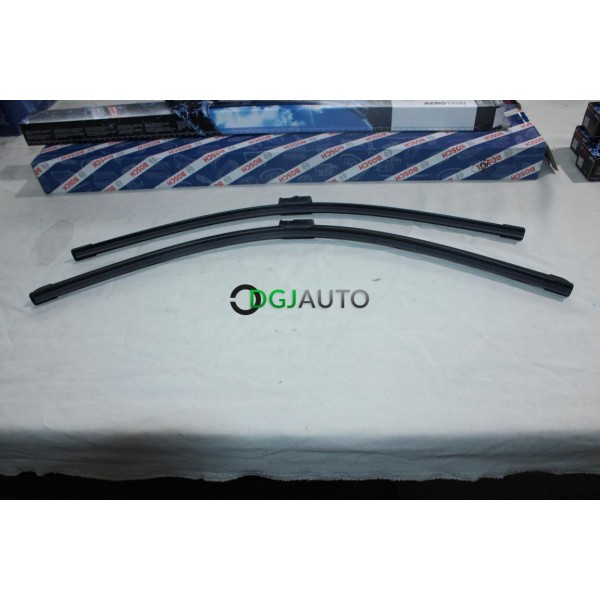 Jeu 2 balais essuie glace souple aerotwin 700M + 625MM Bosch A962S 3397118962 pour renault modus 
