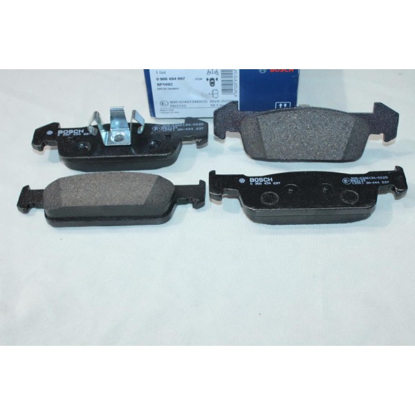 Jeu 4 plaquettes de frein avant montage teves Bosch BP1692 0986494697 pour dacia logan 2 II sandero 2 II 