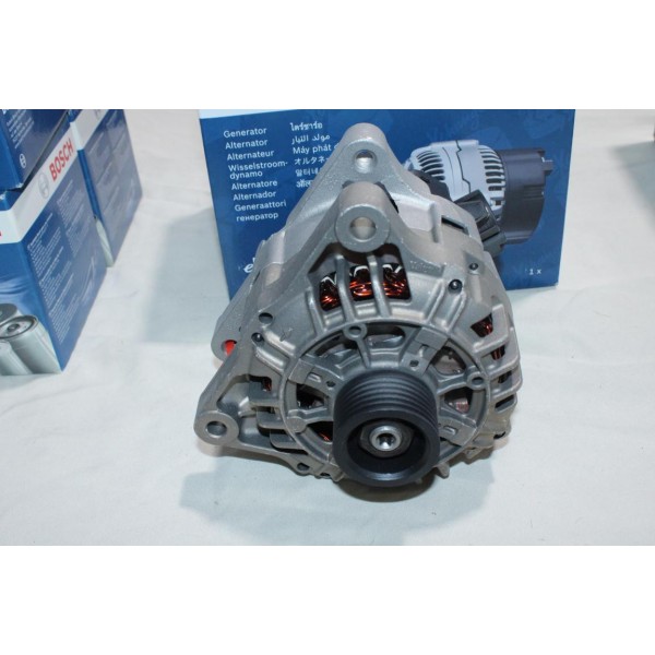 Alternateur 80A reconditionné à neuf Bosch 0986049560 pour citroen C2 C3 C4 C-élysée peugeot 207 307 1007 1.1 1.4 1.6 essence 