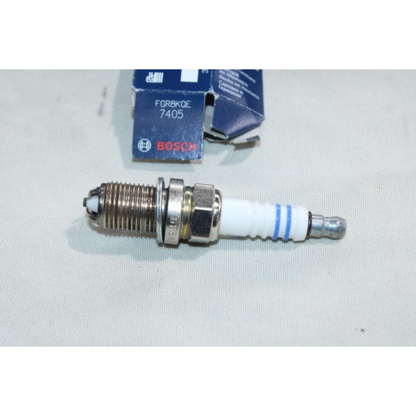 Lot 4 bougies allumage Bosch FGR8KQE 7405 0242229613 pour BMW Z3 E36 ford galaxy 1 mercedes classe V W638 seat toledo 2 II 