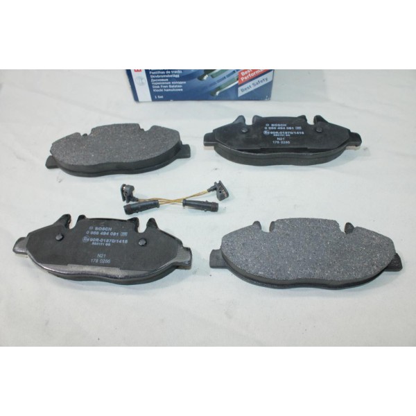 Jeu 4 plaquettes de frein avant montage bendix Bosch BP991 0986494081 pour mercedes vito W639 