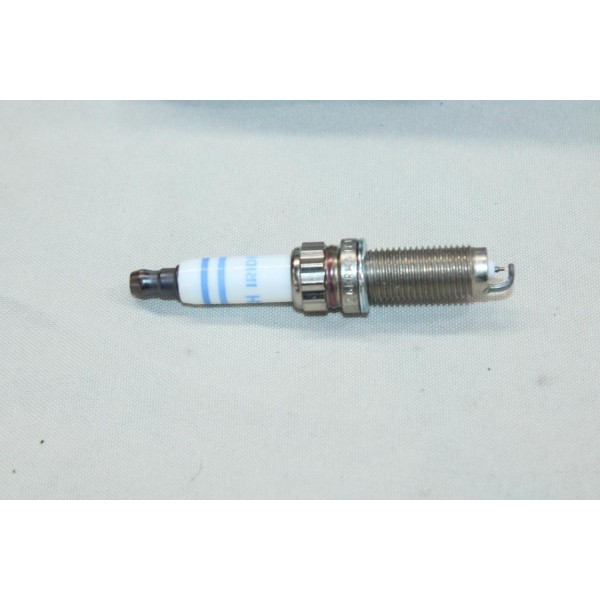 Lot 3 bougies allumage iridium Bosch ZR5SI332 9747 0242145537 pour BMW serie 1 3 F20 F21 F30 F31 F80 citroen C4 picasso C5 dont 