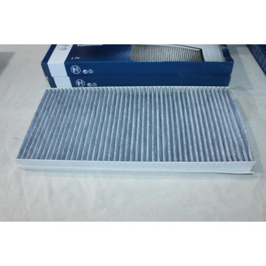 Filtre d'habitacle interieur Bosch R2410 1987432410 pour mercedes classe A B W169 W245