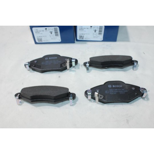 Lot 4 plaquettes de frein avant montage bendix Bosch BP929 0986424788 pour toyota yaris P1