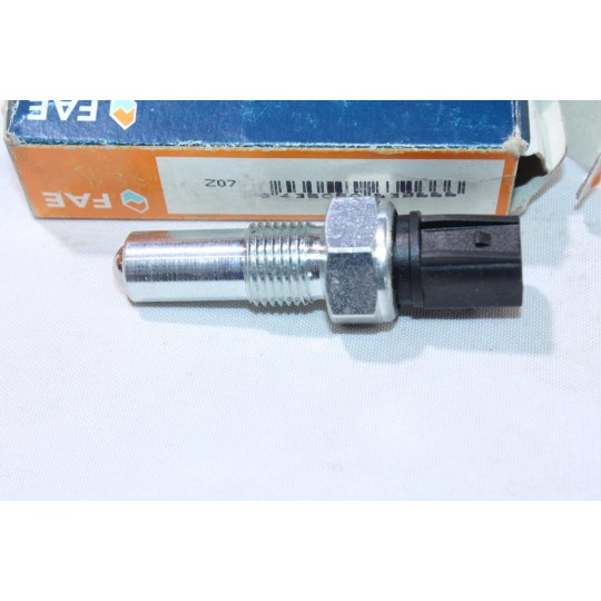 Contacteur interrupteur feu de recul FAE 40591 pour ford fiesta 5 6 V VI fusion focus 2 II mondeo 4 IV cmax c-max mazda 2 DE DH 