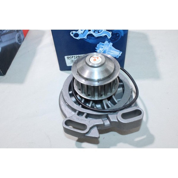 Pompe à eau avec joint Quinton Hazell QCP1294 pour audi 100 volvo 240 740 760 940 760 volkswagen LT28-35 LT40-55 2.0D 2.4D 
