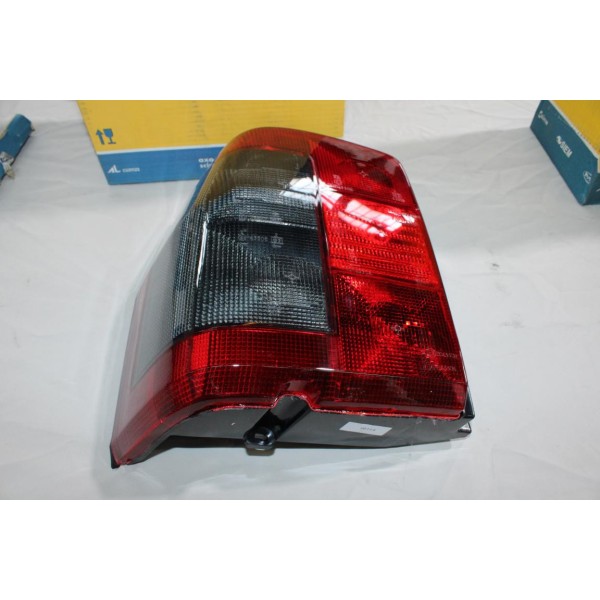 Feu lanterne arriere gauche Magneti Marelli 08135 714028860701 pour fiat tipo de 1988 à 1995 