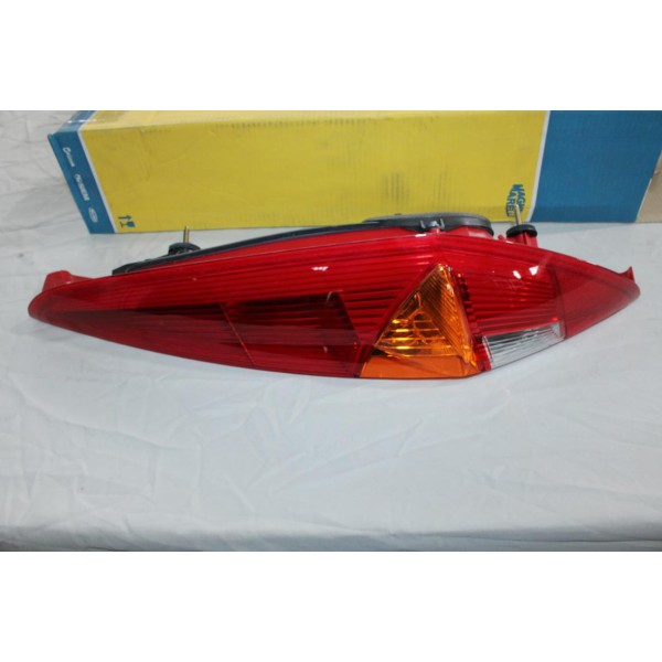 Feu lanterne arriere droit Magneti Marelli 08256 714028620801 pour fiat punto 2 II 3 portes partir de 1999 