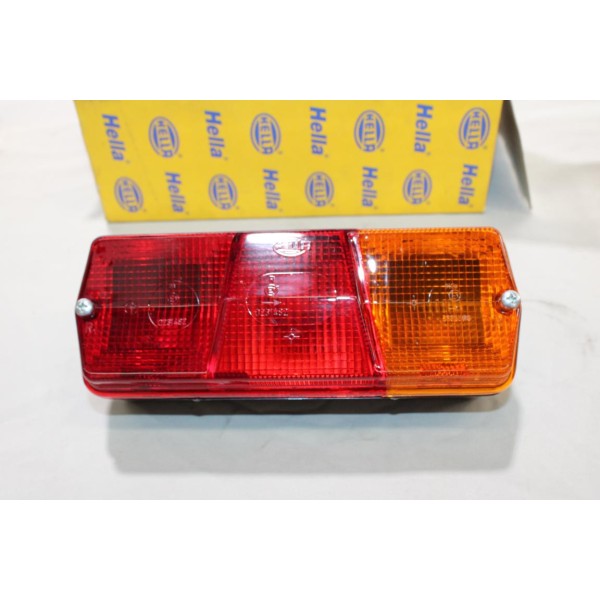 Feu lanterne arriere droit Hella 2SD001680-281 pour mercedes T1 T2 W601 W602 