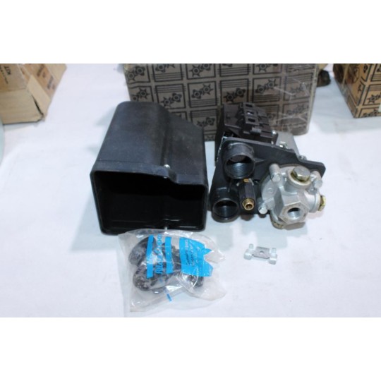 Telepressostat compresseur air 12B 6.3/10 500V Creyssensac 6256307000* (trace de montage) 