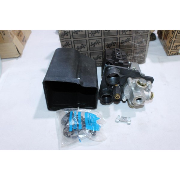 Telepressostat compresseur air 12B 6.3/10 500V Creyssensac 6256307000* (trace de montage)