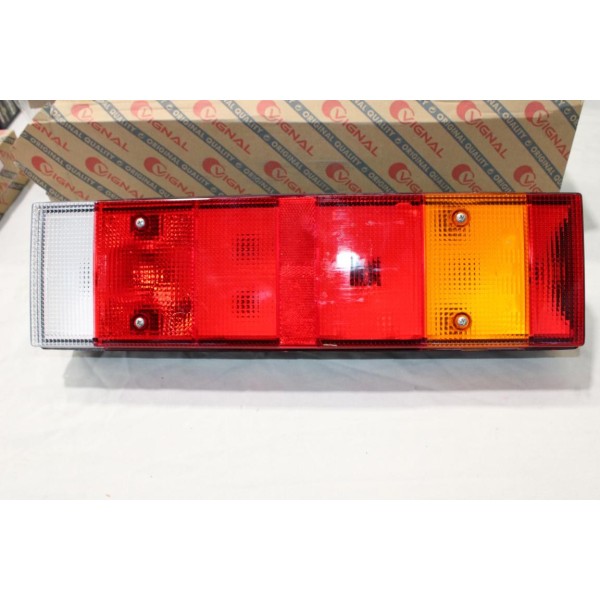 Feu lanterne arriere Vignal 168600 pour iveco eurocargo eurotech eurostar eurotrakker stralis trakker eurofire 