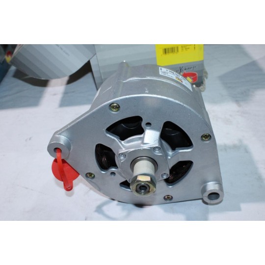 Alternateur 80A Bosch 0986037760 pour poids lourd volvo FL F FS NL 6 7 10 12 16 