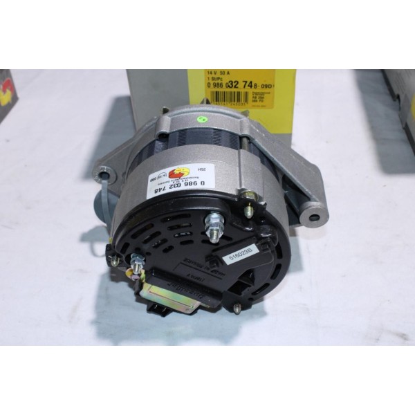 Alternateur 50A reconditionné à neuf Bosch 0986032748 pour renault 9 11 R9 R11 1.1 1.4 essence