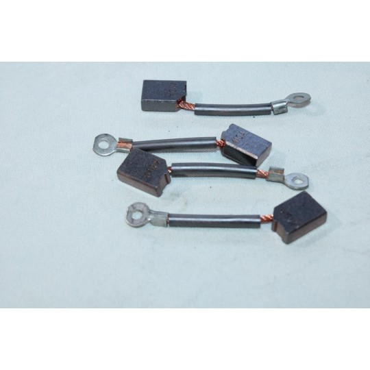 Jeu 4 balais charbon Karcher 6.610-216.0 pour autolaveuse karcher B BD BR 